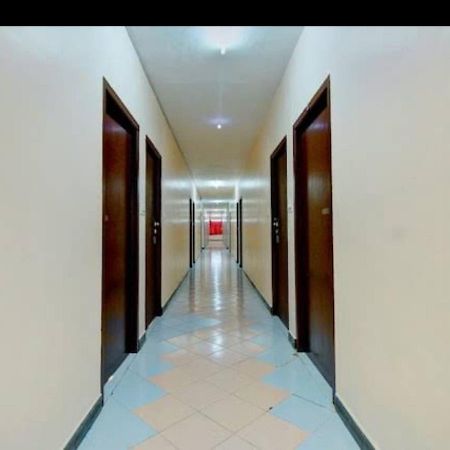 Ravi Krishna Inn بونديتْشيري المظهر الخارجي الصورة
