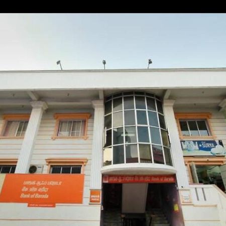 Ravi Krishna Inn بونديتْشيري المظهر الخارجي الصورة