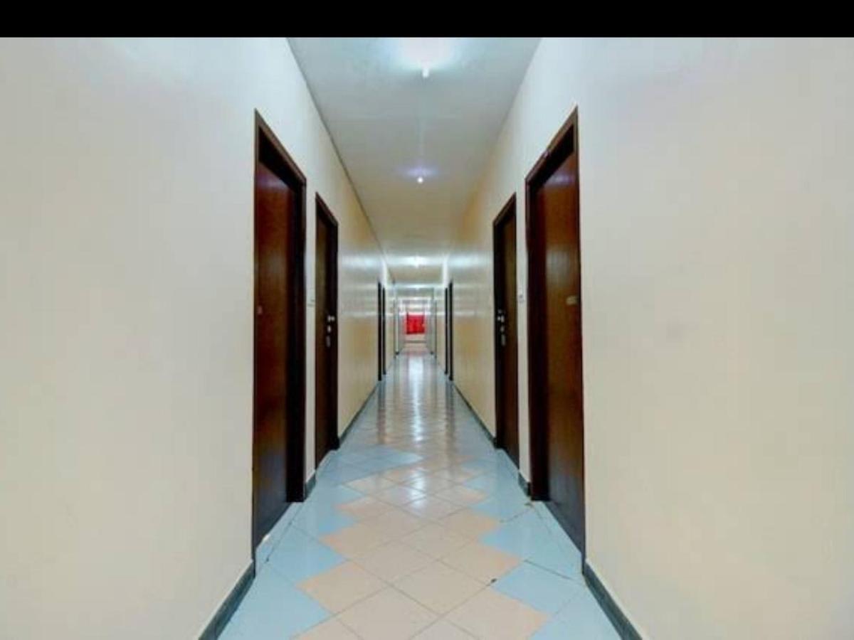 Ravi Krishna Inn بونديتْشيري المظهر الخارجي الصورة